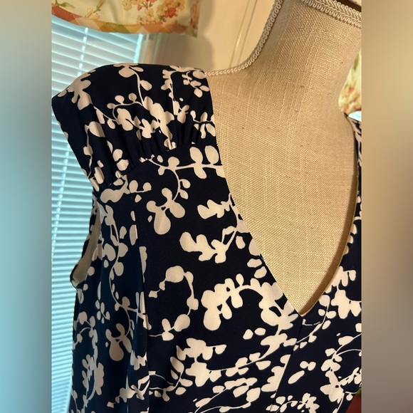 Dress #4003 - Picture 4 of 6